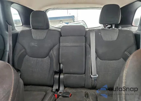 2015 Jeep Cherokee Latitude z USA, uszkodzony, nr VIN 1C4PJMCB2FW541766